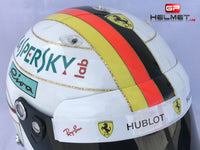 Sebastian Vettel 2018 ll Replica Helmet / Ferrari F1