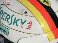 Sebastian Vettel 2018 ll Replica Helmet / Ferrari F1